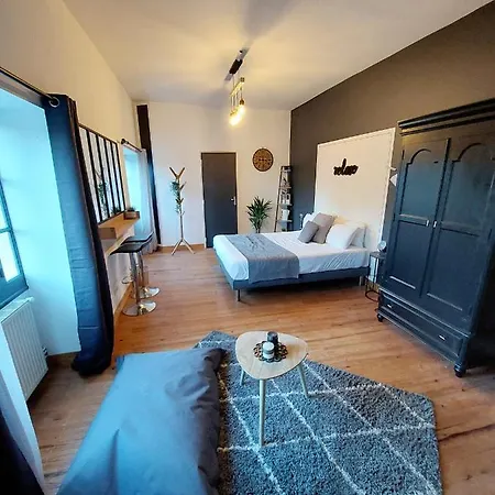 Moulin De Monpoisson Bed & Breakfast *