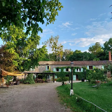 Moulin De Monpoisson Bed & Breakfast *