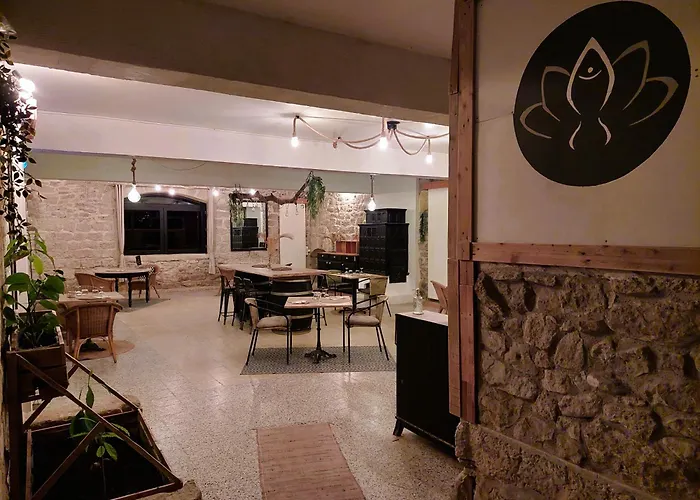 Moulin De Monpoisson 3*